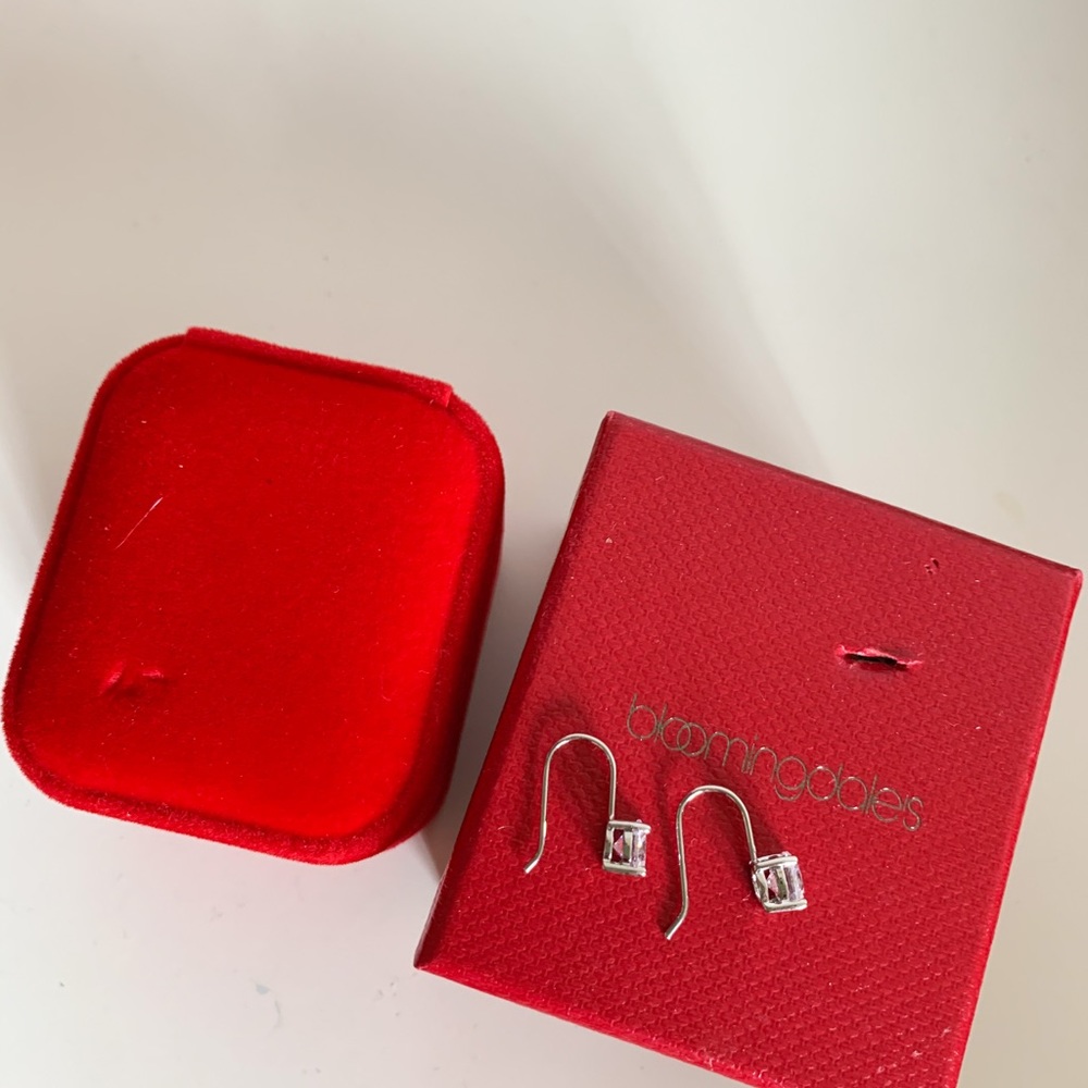 Drop earrings - Picture 3 of 3
